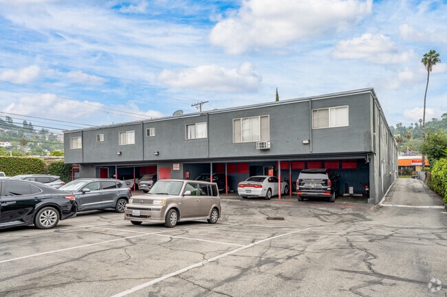 Alternate Community Image/Parking - Palmer Park Terrace