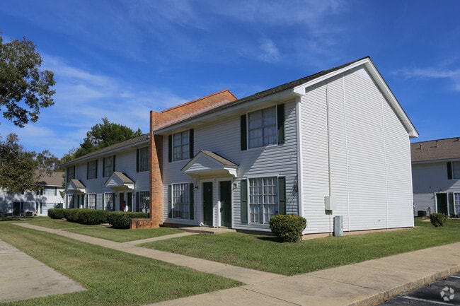 Arbor Green Apartments