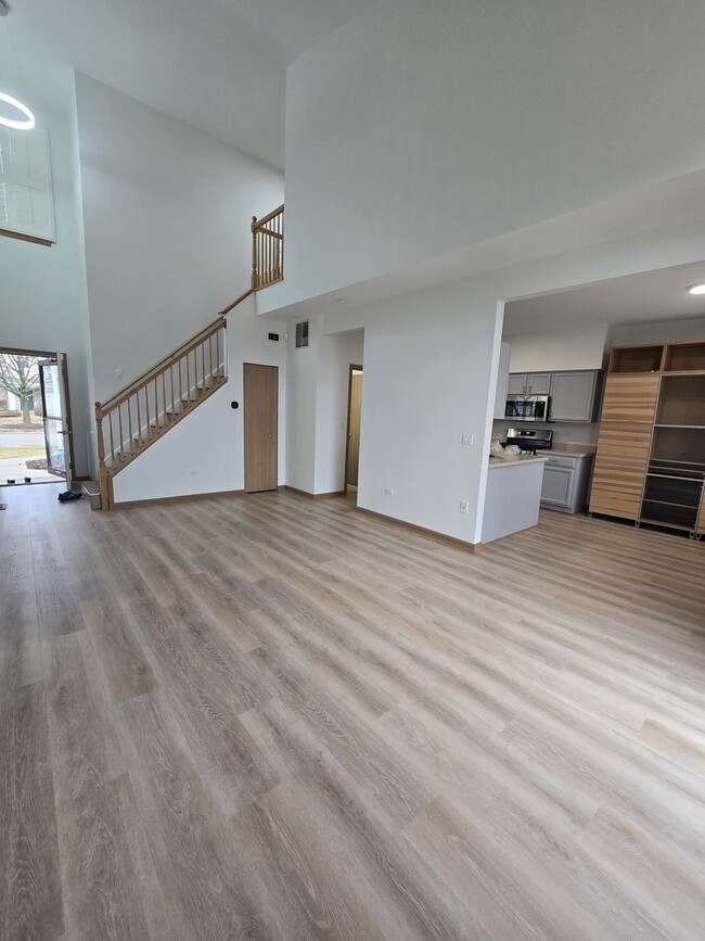 Photo - 4135 Oak Tree Ln