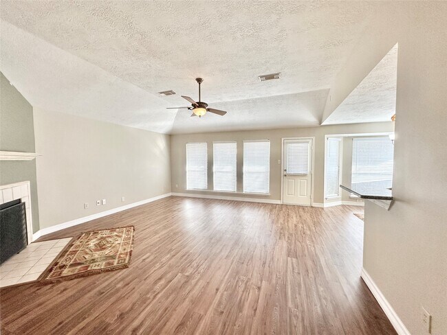 Photo - 14307 Cypress Valley Dr