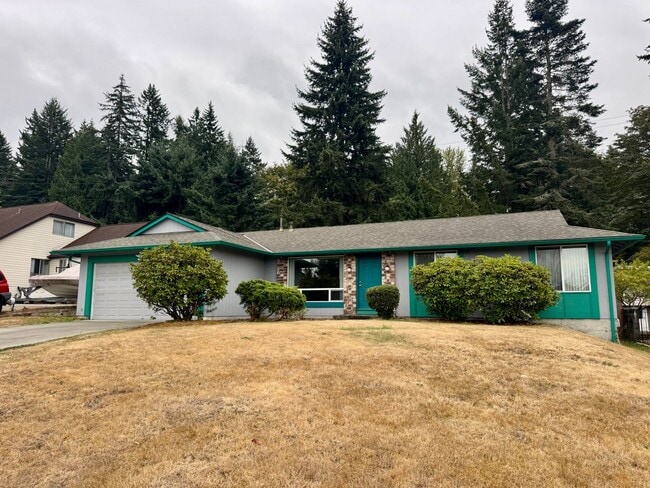 Building Photo - 13617 SE Fairwood Blvd
