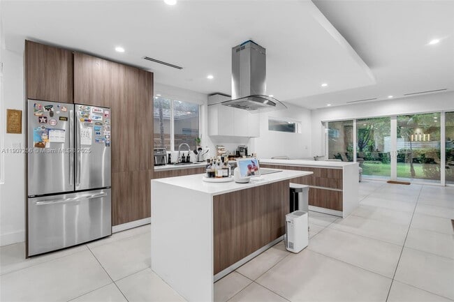 Photo - 3048 SW 18th St