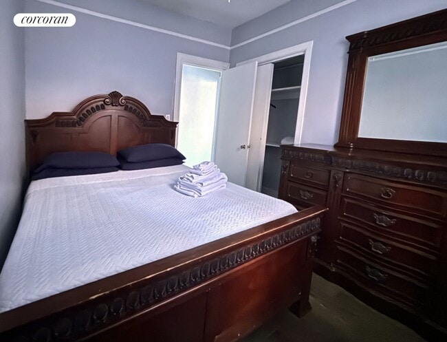 Photo - 409 Hawthorne St