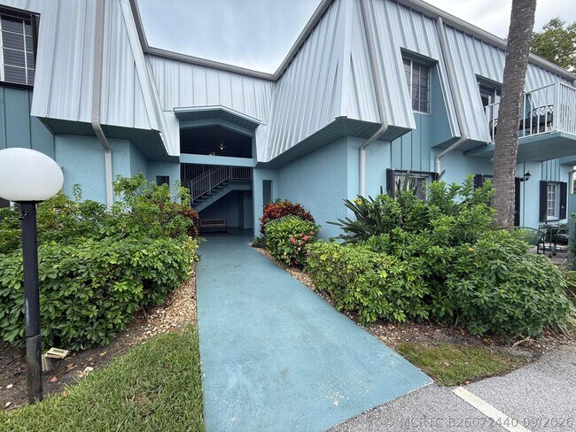 Building Photo - 950 S Kanner Hwy Unit E1