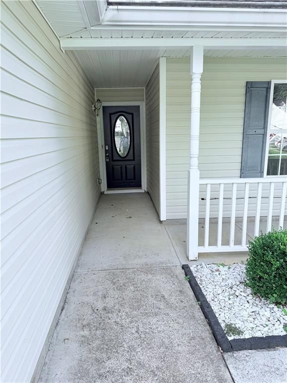Photo - 324 Amelia Garden Way SE