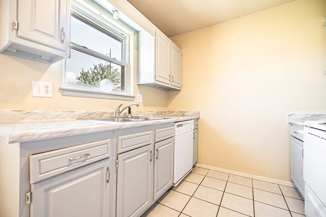 Photo - 1506 W Janda Dr