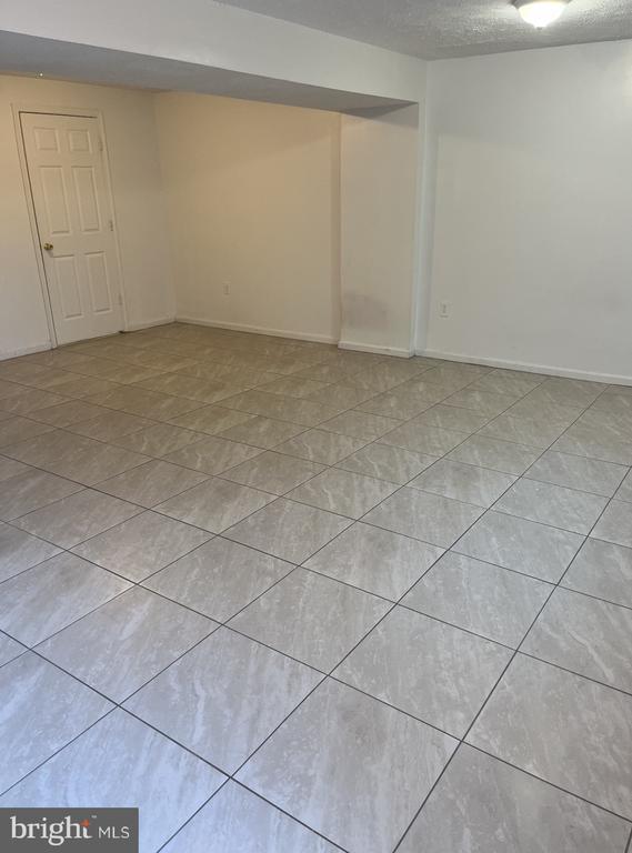 Photo - 14684 CLOVERDALE Rd