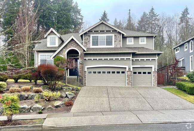 Building Photo - Welcome to Your Dream Home in Bothell's Pr...