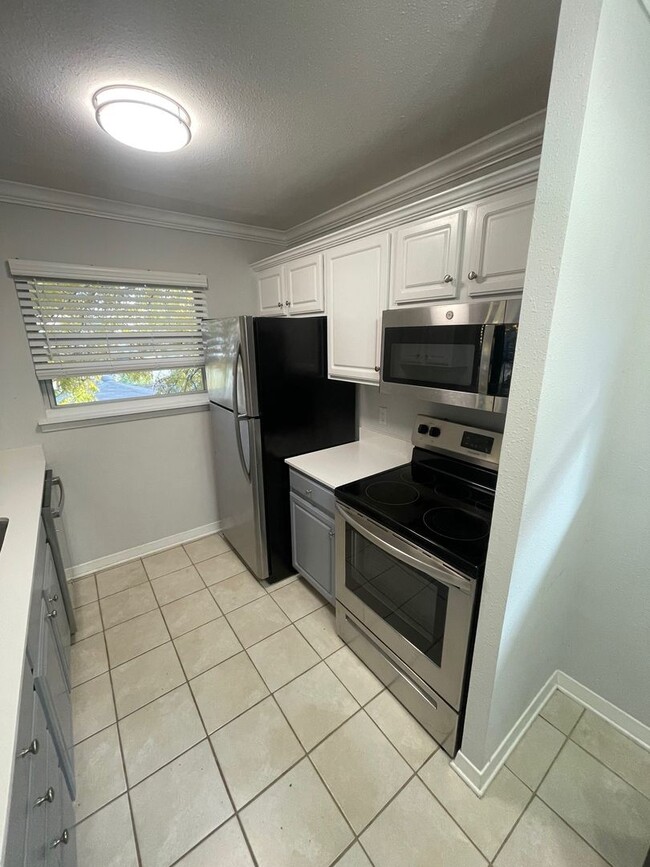 Photo - 6315 Richmond