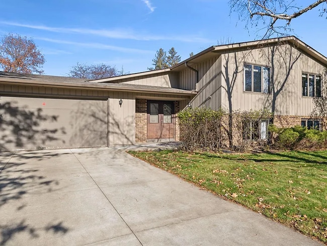 Photo - 1803 Chestnut Dr