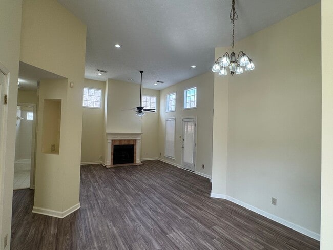 Photo - End of Cul-de-sac home