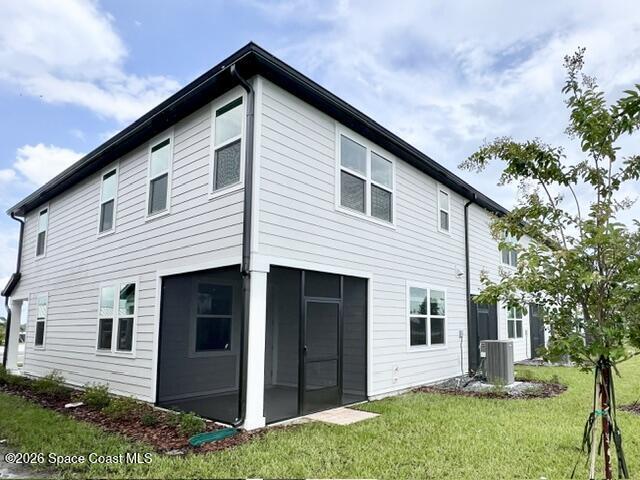 Photo - 1389 Bluewater Ln