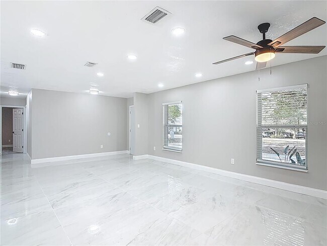 Photo - 31440 Prestwick Ave