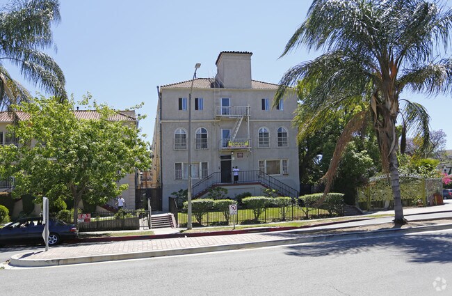 Rosewood Apartments