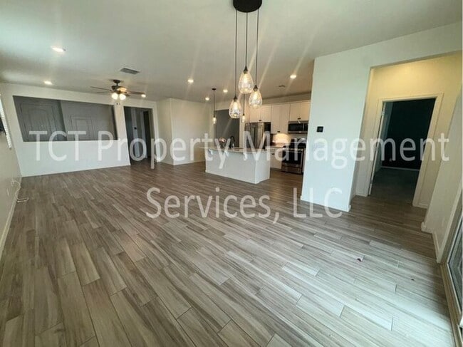 Photo - Move In Ready Home in The Parks