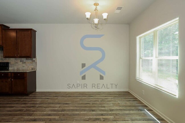 Photo - Modern Townhome Living – 3BR/3BA in The Gardens at Lovejoy