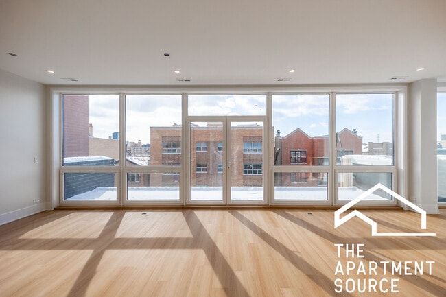 Photo - 1620 W Grand Ave