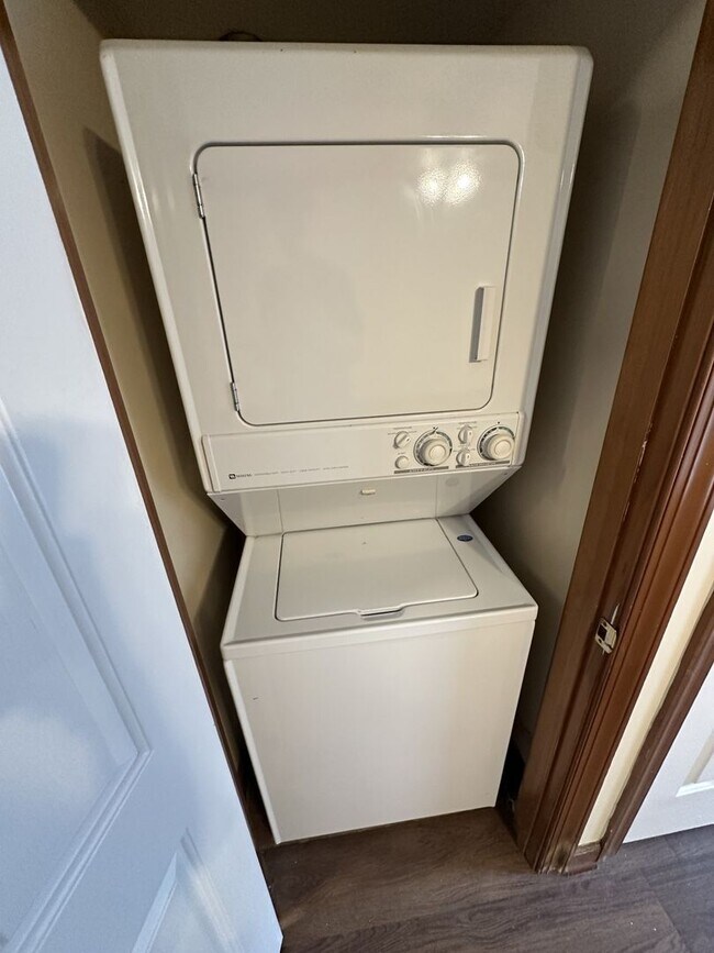 Photo - 1 Bedroom 1 Bathroom Condo!