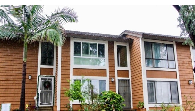 Building Photo - 2 bedroom 1.5 bath condo in Cedar Glen Unit 320 -