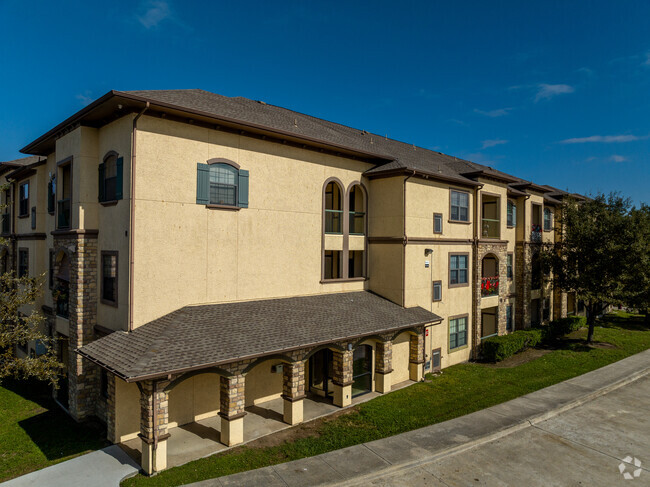 The Life at Sterling Woods - The Life at Sterling Woods Apartamentos