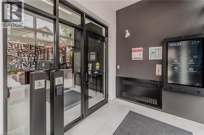 Photo - 24 Union St E Unité 403