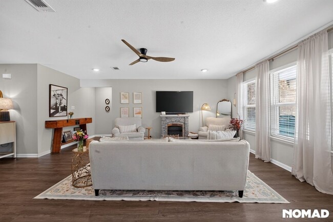 Photo - 1008 Enclave Cir