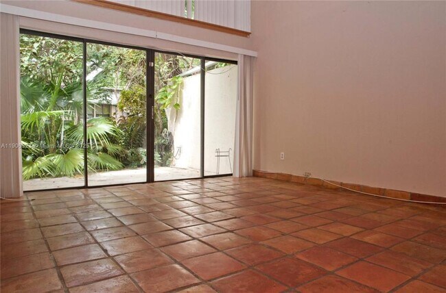 Photo - 19216 NE 25th Ave