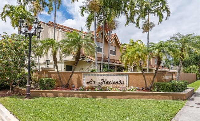 Photo - 18326 NW 68th Ave Condo Unit K