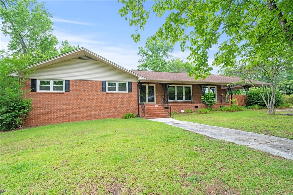 511 Arbor Dr