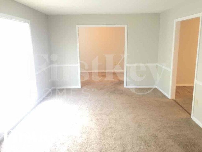 Photo - 5308 Timberdale Ave