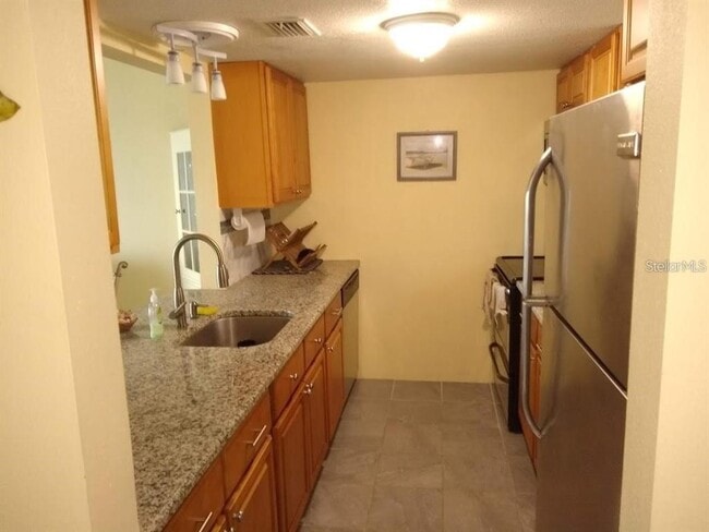 Photo - 464 N Paula Dr Unit 323