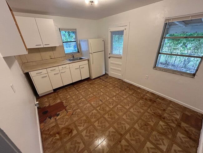 Photo - Cozy 2 bedroom home near local amenities