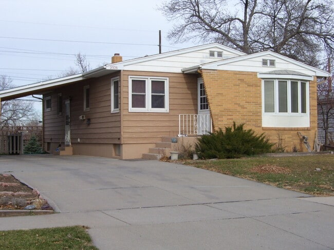 Building Photo - 3 BED | 2 BATH | CARPORT | WEST RAPID Rental