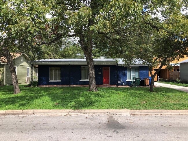 Building Photo - 1206 W 51st St Rental