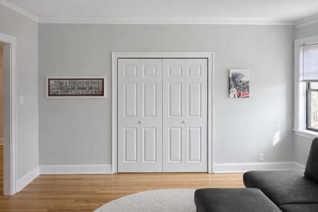 Building Photo - 3610 N Claremont Ave Unit # 0L3