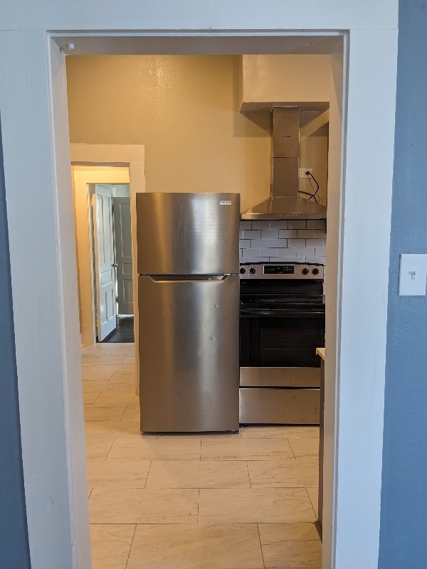 Photo - 534 E Sycamore St