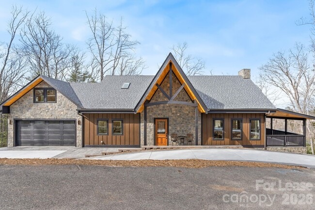 55 Timber Moss Dr