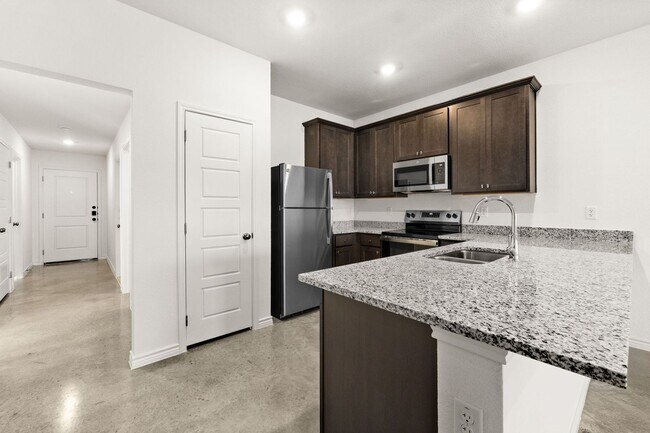 Photo - 1259 Concord Dr Unit B
