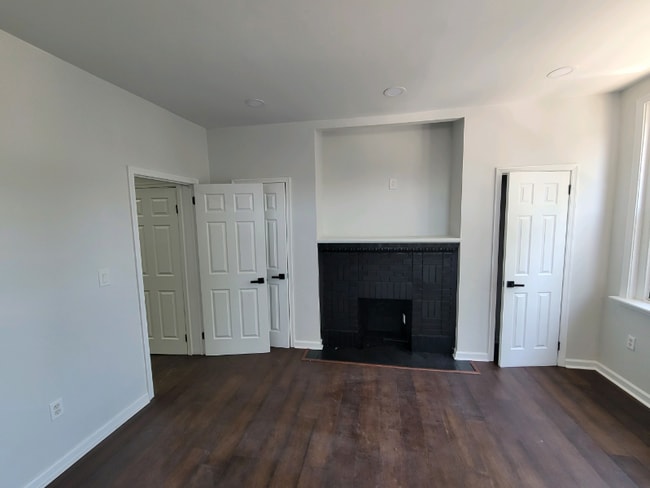 Photo - 118 N 52nd St