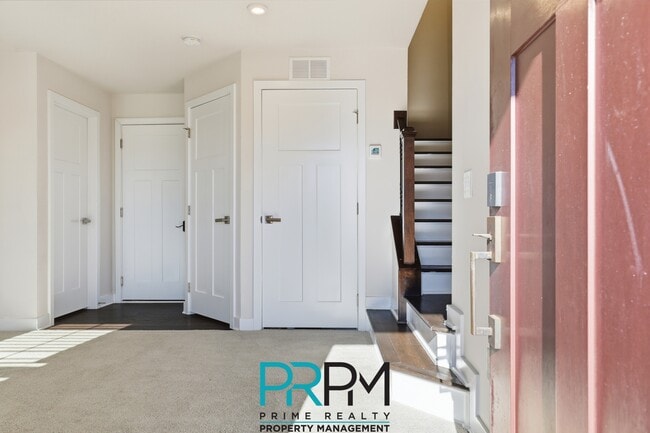 Photo - 49 Itasca Dr