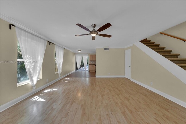 Photo - 307 SW 11th Ct