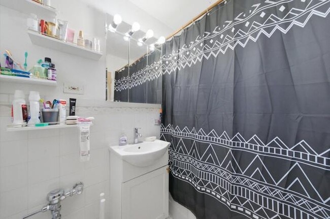 Photo - 6030 N Sheridan Rd Unit 1001