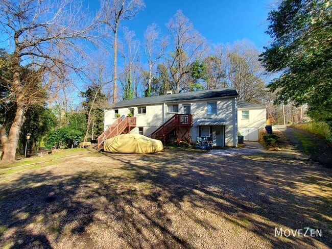 Photo - 407 Gardner St