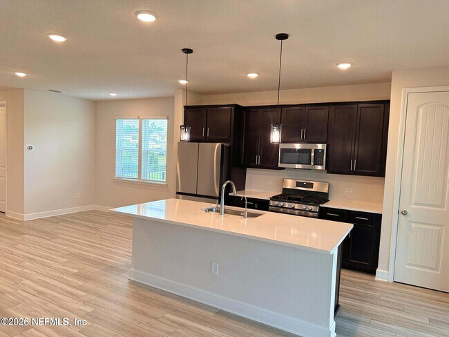 Photo - 47 Winged Elm Ct
