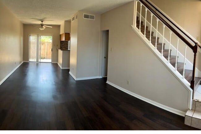 Photo - 3600 Jeanetta St Unidad True