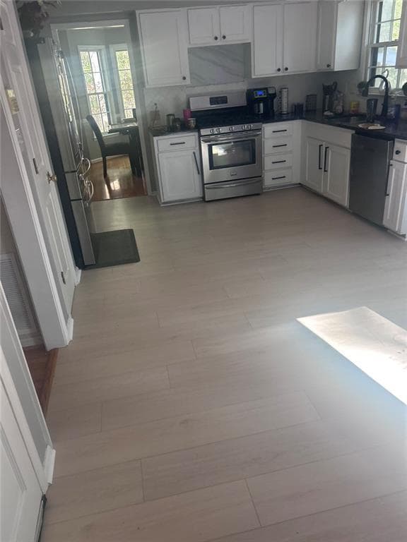 3595 Chastain Ct