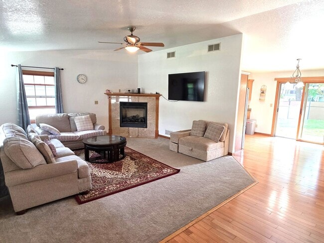 Photo - Updated 4 bedroom Greenfield ranch home