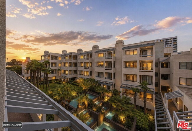 Building Photo - 122 Ocean Park Blvd Unit 507