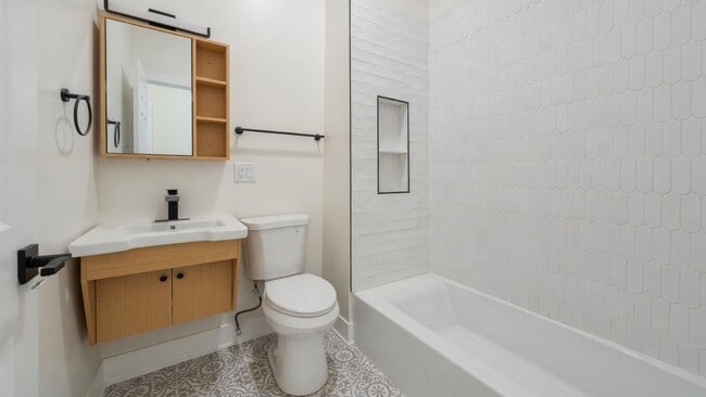 Photo - 1742 N California Ave Unit 1742 N California