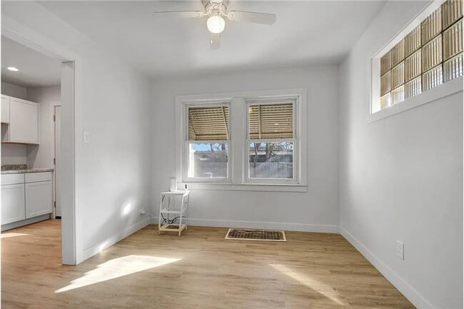 Photo - 10313 S Church St